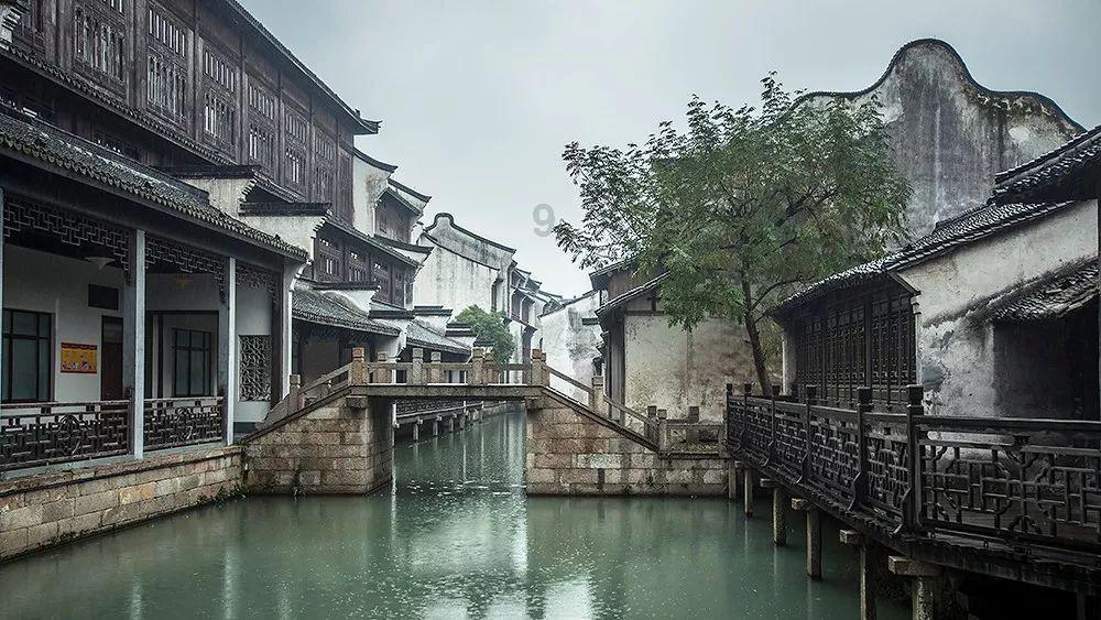 隐藏的金色星星