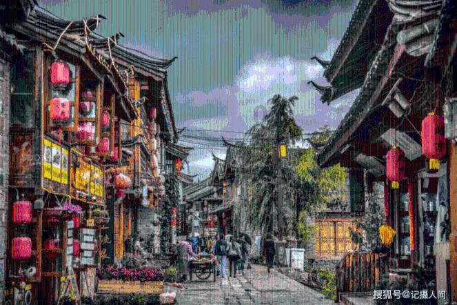 大山羔羊逃生